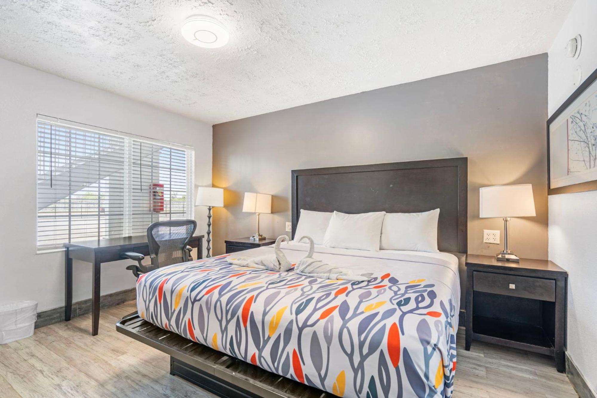 Budgetel Inns & Suites Augusta Downtown 706-945-1238 Eksteriør billede
